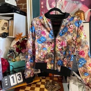 Juniors Black Floral Jacket Sz S York I